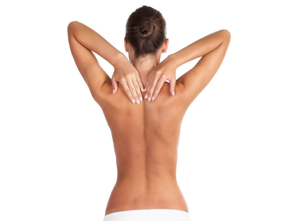 Unha nena con osteocondrose da columna cervical